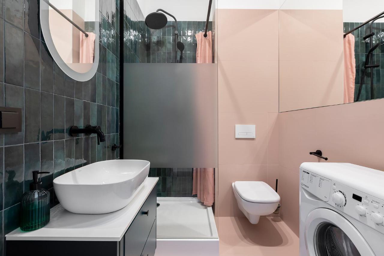 Homewell Apartments City Center Poznan Luaran gambar